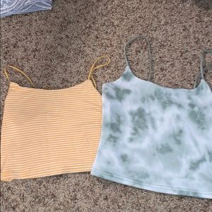 2 pacsun crop tops